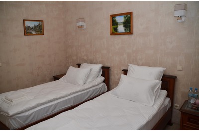 Classic double room with two single beds (№2)